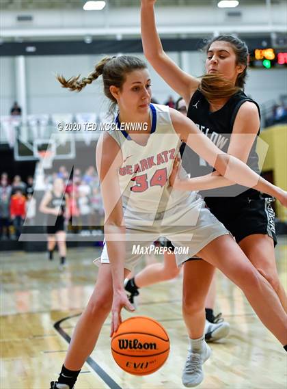 Thumbnail 2 in Melbourne vs. Bigelow (AAA 2A State Playoff Second Round) photogallery.