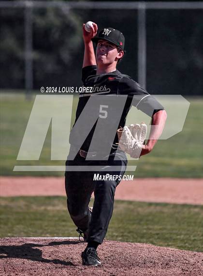 Thumbnail 2 in Harvard-Westlake @ Bonita (CIF SS DIV 1 Playoffs 2nd Round) photogallery.