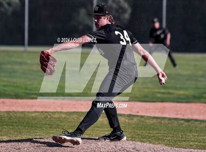 Thumbnail 2 in Harvard-Westlake @ Bonita (CIF SS DIV 1 Playoffs 2nd Round) photogallery.
