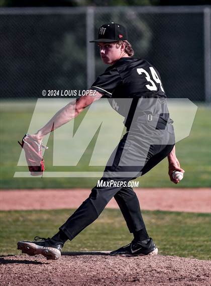 Thumbnail 1 in Harvard-Westlake @ Bonita (CIF SS DIV 1 Playoffs 2nd Round) photogallery.