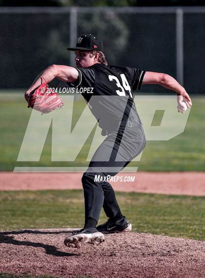 Thumbnail 2 in Harvard-Westlake @ Bonita (CIF SS DIV 1 Playoffs 2nd Round) photogallery.