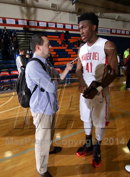 Thumbnail 3 in Bishop O'Dowd vs. Mater Dei (Tarkanian Classic) photogallery.