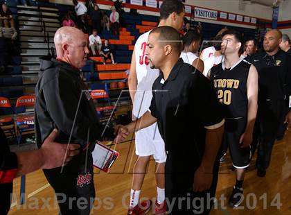 Thumbnail 1 in Bishop O'Dowd vs. Mater Dei (Tarkanian Classic) photogallery.