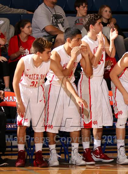 Thumbnail 2 in Bishop O'Dowd vs. Mater Dei (Tarkanian Classic) photogallery.