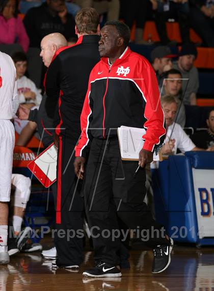 Thumbnail 1 in Bishop O'Dowd vs. Mater Dei (Tarkanian Classic) photogallery.
