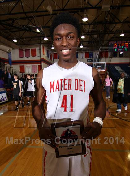 Thumbnail 1 in Bishop O'Dowd vs. Mater Dei (Tarkanian Classic) photogallery.