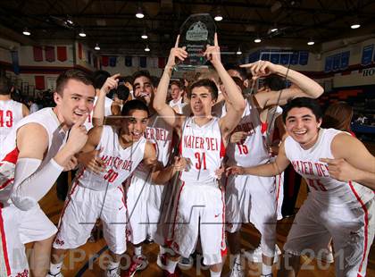Thumbnail 2 in Bishop O'Dowd vs. Mater Dei (Tarkanian Classic) photogallery.