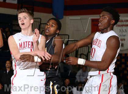 Thumbnail 3 in Bishop O'Dowd vs. Mater Dei (Tarkanian Classic) photogallery.