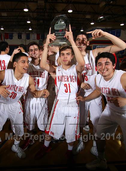 Thumbnail 3 in Bishop O'Dowd vs. Mater Dei (Tarkanian Classic) photogallery.
