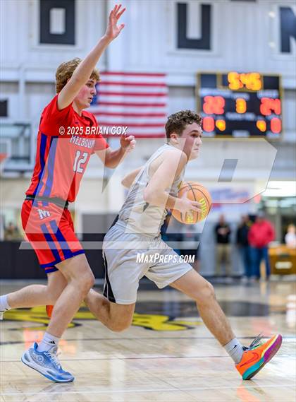 Thumbnail 2 in Melbourne vs Salem (3A-2 District Tournament) photogallery.