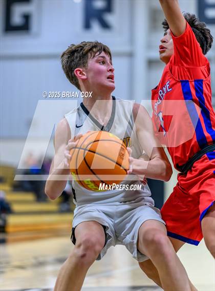Thumbnail 1 in Melbourne vs Salem (3A-2 District Tournament) photogallery.