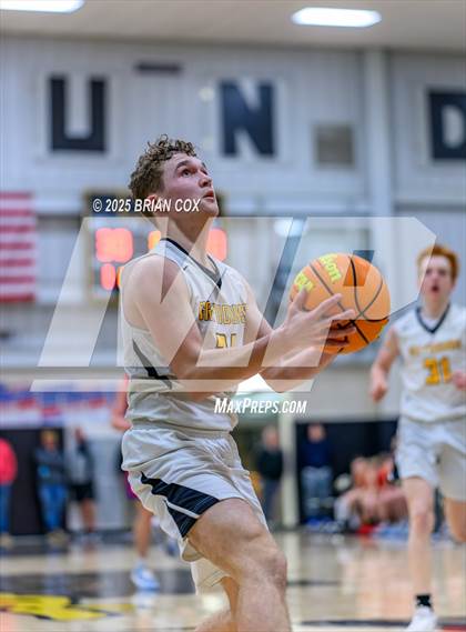 Thumbnail 2 in Melbourne vs Salem (3A-2 District Tournament) photogallery.