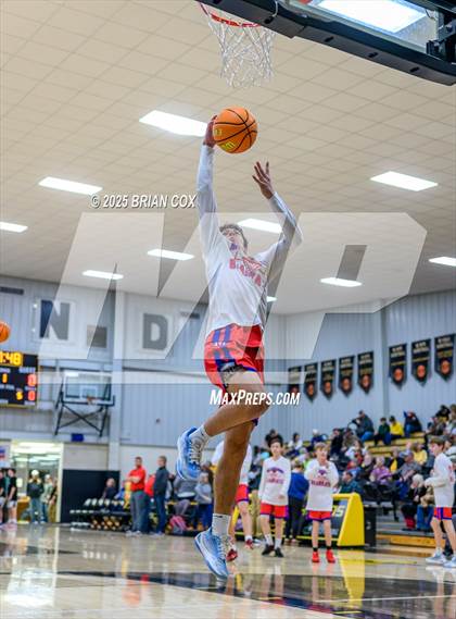 Thumbnail 1 in Melbourne vs Salem (3A-2 District Tournament) photogallery.