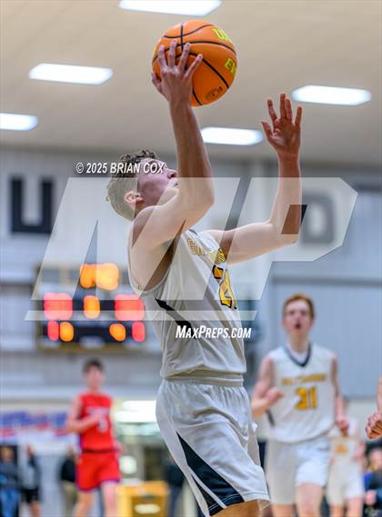 Thumbnail 3 in Melbourne vs Salem (3A-2 District Tournament) photogallery.
