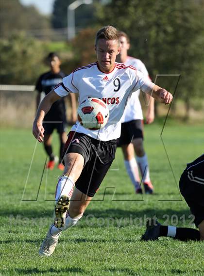 Thumbnail 3 in Bella Vista vs McNair (CIF SJS D2 Semifinal) photogallery.