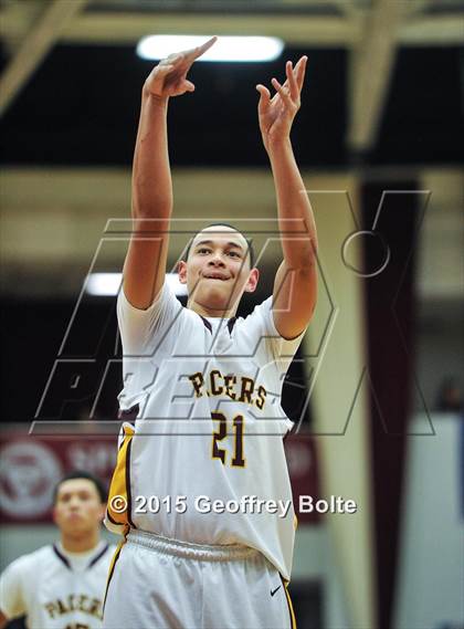 Thumbnail 2 in Chicopee vs Northampton (Spalding HoopHall Classic) photogallery.
