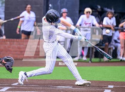 Thumbnail 3 in Centerville vs. Harleton (UIL 2A D1 Region Semifinal) photogallery.