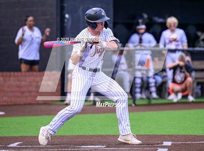 Thumbnail 1 in Centerville vs. Harleton (UIL 2A D1 Region Semifinal) photogallery.
