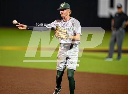 Thumbnail 2 in Centerville vs. Harleton (UIL 2A D1 Region Semifinal) photogallery.