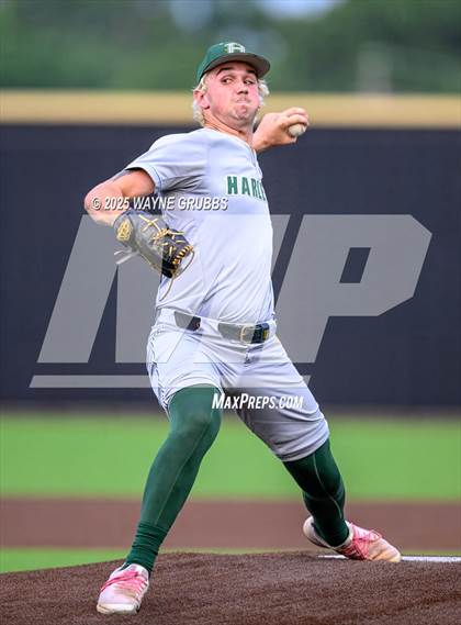 Thumbnail 3 in Centerville vs. Harleton (UIL 2A D1 Region Semifinal) photogallery.