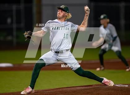 Thumbnail 2 in Centerville vs. Harleton (UIL 2A D1 Region Semifinal) photogallery.