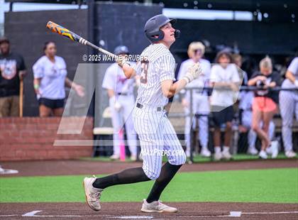 Thumbnail 1 in Centerville vs. Harleton (UIL 2A D1 Region Semifinal) photogallery.