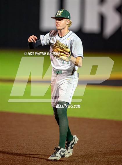 Thumbnail 3 in Centerville vs. Harleton (UIL 2A D1 Region Semifinal) photogallery.