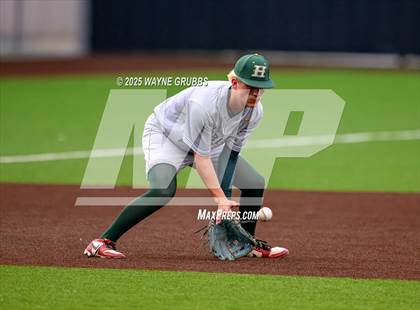 Thumbnail 2 in Centerville vs. Harleton (UIL 2A D1 Region Semifinal) photogallery.