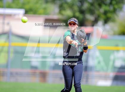 Thumbnail 3 in Granada Hills Charter vs San Pedro photogallery.