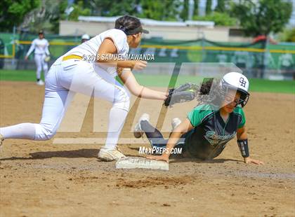 Thumbnail 2 in Granada Hills Charter vs San Pedro photogallery.