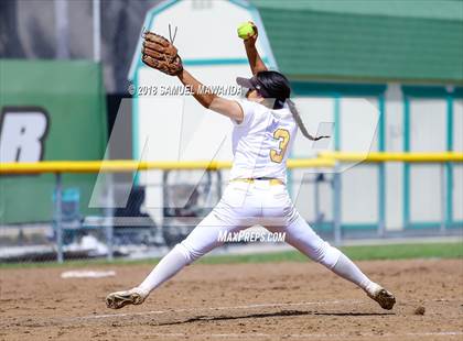 Thumbnail 3 in Granada Hills Charter vs San Pedro photogallery.