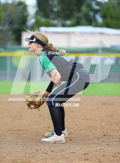 Thumbnail 3 in Granada Hills Charter vs San Pedro photogallery.
