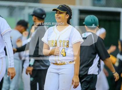 Thumbnail 2 in Granada Hills Charter vs San Pedro photogallery.