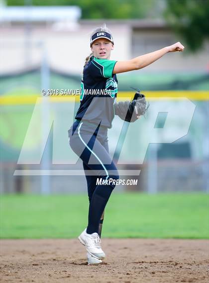 Thumbnail 3 in Granada Hills Charter vs San Pedro photogallery.