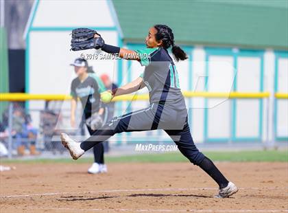 Thumbnail 3 in Granada Hills Charter vs San Pedro photogallery.