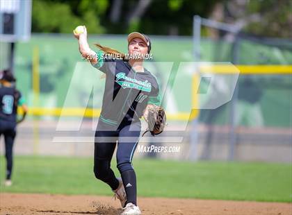 Thumbnail 3 in Granada Hills Charter vs San Pedro photogallery.