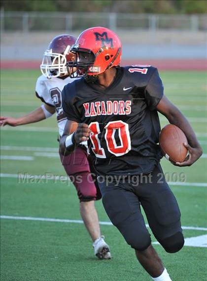 Thumbnail 3 in Calexico vs Mount Miguel (SDS Kickoff Classic) photogallery.