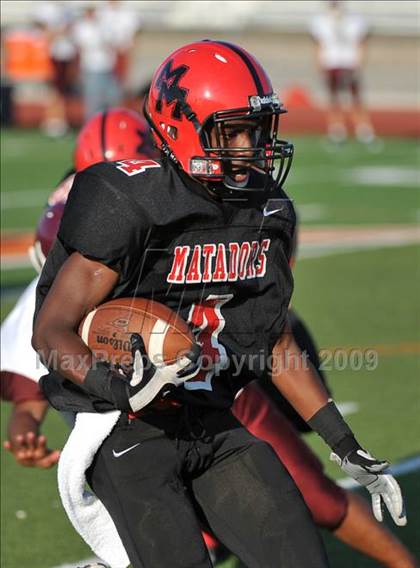 Thumbnail 2 in Calexico vs Mount Miguel (SDS Kickoff Classic) photogallery.