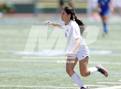Thumbnail 1 in O'Connor vs. Westlake (UIL 6A Regional Semifinal) photogallery.