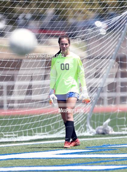 Thumbnail 1 in O'Connor vs. Westlake (UIL 6A Regional Semifinal) photogallery.