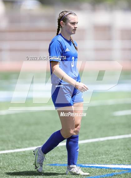 Thumbnail 2 in O'Connor vs. Westlake (UIL 6A Regional Semifinal) photogallery.