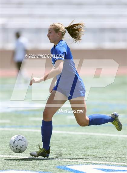 Thumbnail 3 in O'Connor vs. Westlake (UIL 6A Regional Semifinal) photogallery.