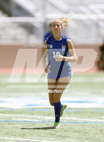 Thumbnail 2 in O'Connor vs. Westlake (UIL 6A Regional Semifinal) photogallery.