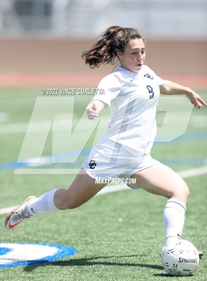 Thumbnail 2 in O'Connor vs. Westlake (UIL 6A Regional Semifinal) photogallery.