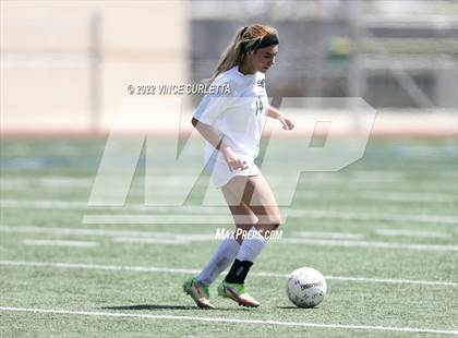 Thumbnail 2 in O'Connor vs. Westlake (UIL 6A Regional Semifinal) photogallery.