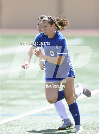 Thumbnail 1 in O'Connor vs. Westlake (UIL 6A Regional Semifinal) photogallery.
