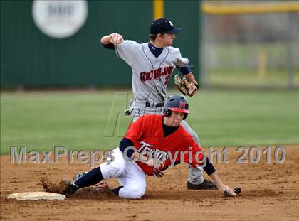 Thumbnail 2 in Richland @ Northwest photogallery.