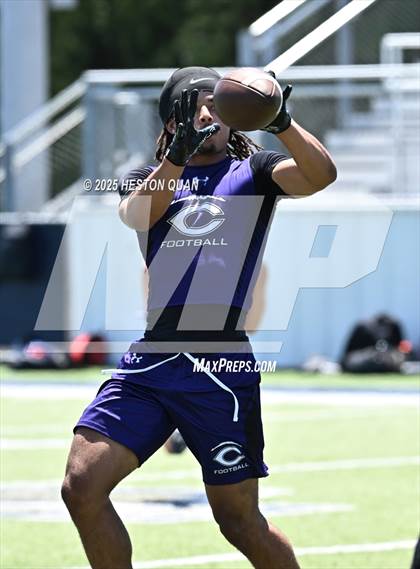Thumbnail 1 in San Clemente vs. Carlsbad (Brave 8 Invitational) photogallery.