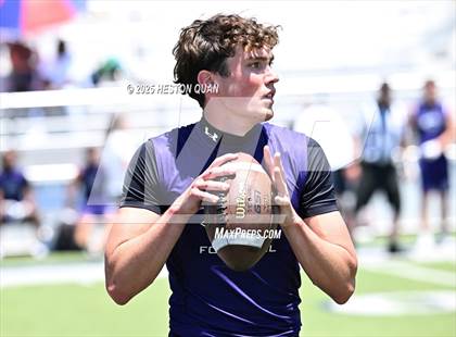 Thumbnail 3 in San Clemente vs. Carlsbad (Brave 8 Invitational) photogallery.
