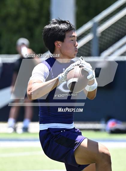 Thumbnail 1 in San Clemente vs. Carlsbad (Brave 8 Invitational) photogallery.